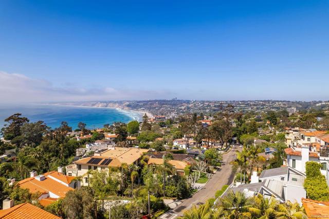 1543 Soledad Avenue, La Jolla CA: https://media.crmls.org/mediaz/74d35e0a-f706-4e0b-9e91-6f5e0ec5fa44.jpg