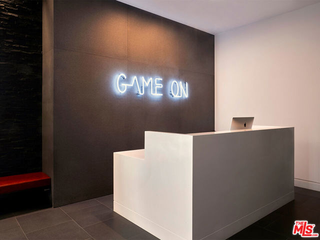 10000 Santa Monica Boulevard, Los Angeles CA: https://media.crmls.org/mediaz/74d433a2-d2ce-4fd1-8e5c-de57fcc6db39.jpg