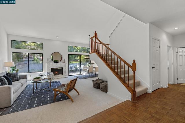 205 Kingswood Ct, Danville CA: https://media.crmls.org/mediaz/74d495fb-7b0a-4203-9ebe-bc2eed37f6cd.jpg
