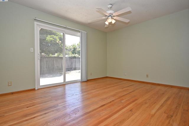 7144 Prince Dr, Dublin CA: https://media.crmls.org/mediaz/74d4a002-62d1-4222-aaf0-536590a67e8d.jpg