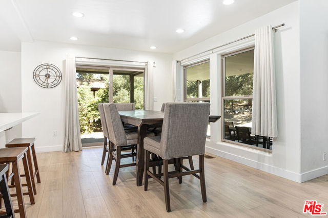 1712 Woodland Drive, Pine Mountain Club CA: https://media.crmls.org/mediaz/74d4f716-acf9-4580-8d8a-922b38f0e395.jpg