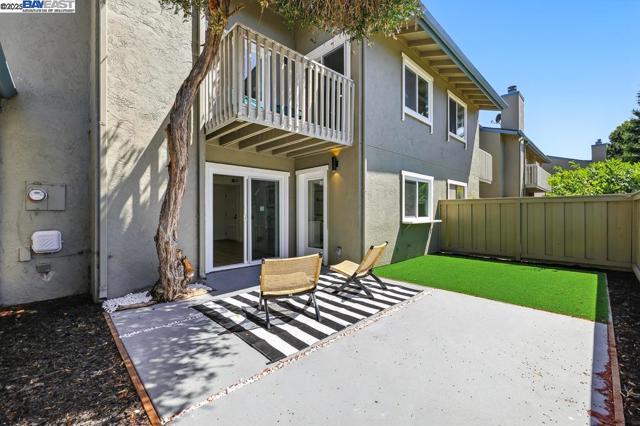 739 Aries Ln, Foster City CA: https://media.crmls.org/mediaz/74d735f6-91ce-484b-b847-935115e1f962.jpg