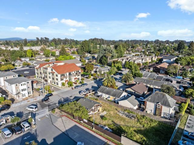 719 Darwin Street, Santa Cruz CA: https://media.crmls.org/mediaz/74d937c3-8647-4c2e-a2d7-96adb8d45d56.jpg