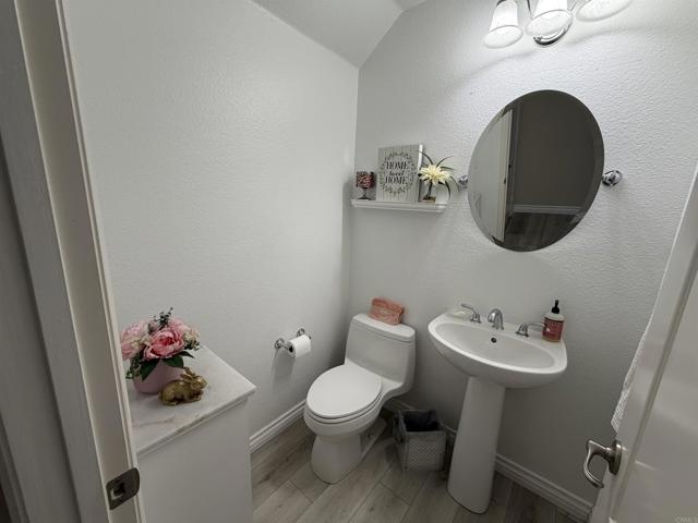 2175 Condor Drive, Chula Vista CA: https://media.crmls.org/mediaz/74d9698d-0a7b-4211-a370-cd2c4b3d2129.jpg