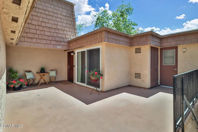 4021 Yankee Drive, Agoura Hills CA: https://media.crmls.org/mediaz/74d98761-721b-41e8-b8db-eb977ef560c3.jpg