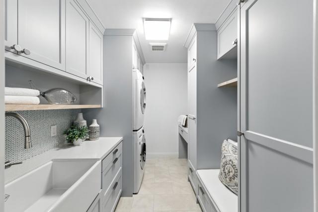 1355 Arbor Avenue, Los Altos CA: https://media.crmls.org/mediaz/74da2d7a-9053-4dd6-9d47-ce73a8b393ad.jpg
