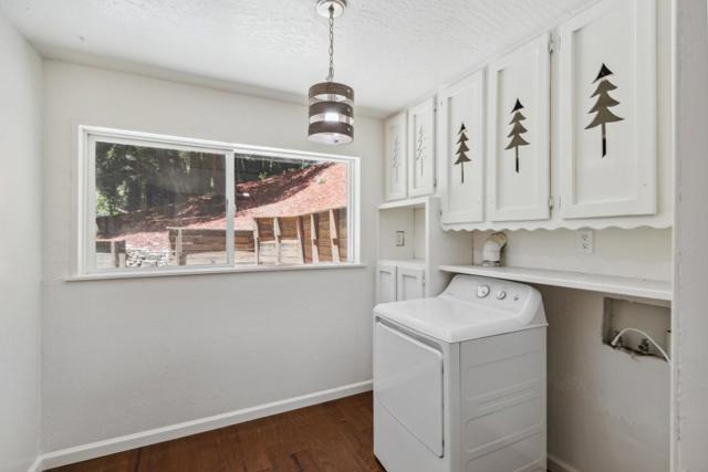 330 Huckleberry Lane, Boulder Creek CA: https://media.crmls.org/mediaz/74de7301-8cb8-4dca-b3b6-7491fdb2e16b.jpg