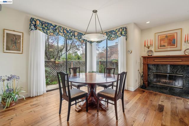 Image 11 of 44 For 9 Regulus Court