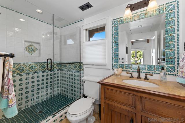7344 Olivetas Ave, La Jolla CA: https://media.crmls.org/mediaz/74df0a47-8610-44f8-a6e5-11525491bb24.jpg