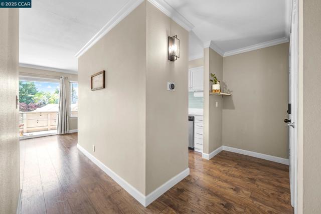 825 Oak Grove Rd, Concord CA: https://media.crmls.org/mediaz/74df8649-e681-4e59-9ea7-fd2621b5602e.jpg