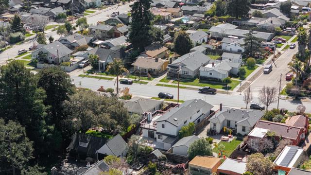 626 Laurent Street, Santa Cruz CA: https://media.crmls.org/mediaz/74dfe74a-e7e2-4a59-b8db-0fc0b417aa49.jpg
