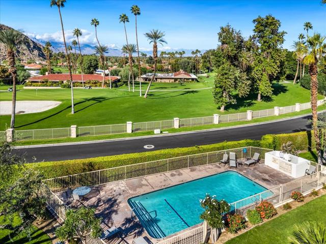 46520 Arapahoe Circle, Indian Wells CA: https://media.crmls.org/mediaz/74dfea7c-f095-4770-bd9f-94760db66d06.jpg