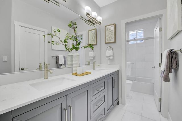 998 Governors Bay Drive, Redwood City CA: https://media.crmls.org/mediaz/74e0dbde-a476-49b7-9ec6-e80a582c8872.jpg