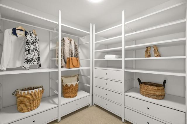 462 Mountain Laurel Court, Mountain View CA: https://media.crmls.org/mediaz/74e11192-c531-41a3-8a65-07cff646a3c8.jpg
