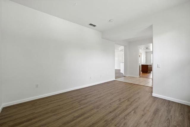 1826 Grand Pheasant Lane, Lincoln CA: https://media.crmls.org/mediaz/74e1d3fa-926f-4885-b98d-702192e7a62e.jpg