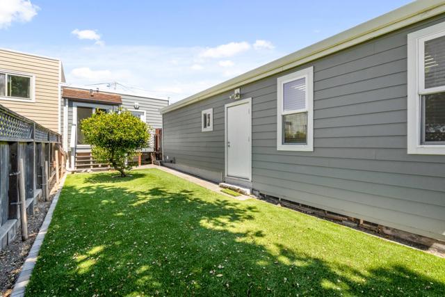279 Elm Avenue, San Bruno CA: https://media.crmls.org/mediaz/74e2e42a-fefd-4e8d-8ff1-e2eb38403ed6.jpg