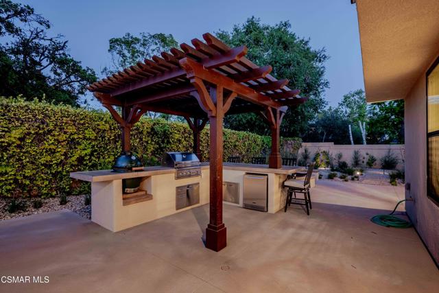 Image 46 of 53 For 591 Chippendale Avenue