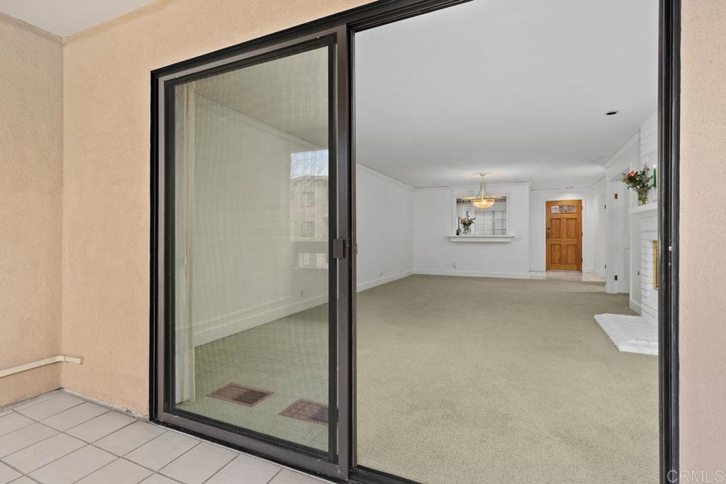 8870 Villa La Jolla Drive - photo 18