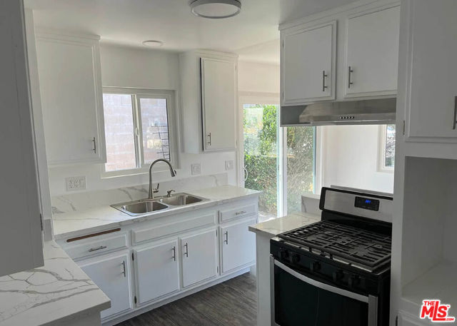 7232 Wyoming Street, Westminster CA: https://media.crmls.org/mediaz/74e4f949-5a74-47dc-8595-1f43e032a648.jpg