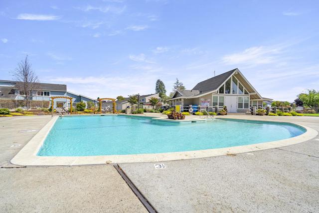 758 Pinta Lane, Foster City CA: https://media.crmls.org/mediaz/74e50143-b495-476a-9ff4-c1e7ce8cd0b6.jpg