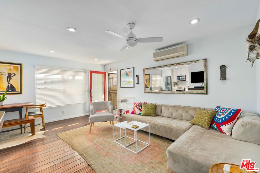 3812 Pacific Avenue #2