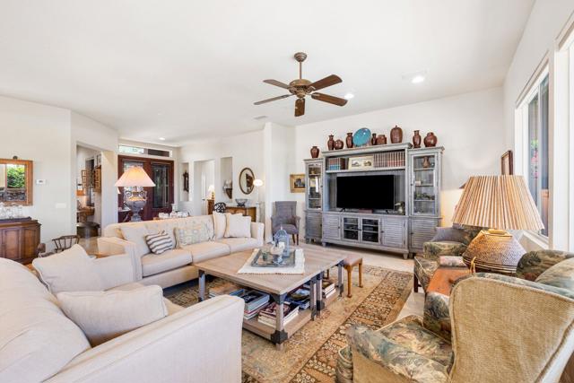 44085 Royal Troon Drive, Indio CA: https://media.crmls.org/mediaz/74e58d62-a060-4c29-8645-3921e3945247.jpg