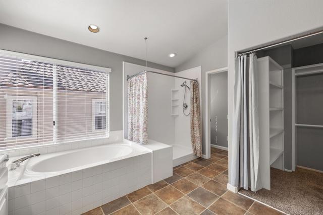 3678 Via Bernardo, Oceanside CA: https://media.crmls.org/mediaz/74e5ee3c-0dc1-4e7c-ab95-a85a7d41113a.jpg