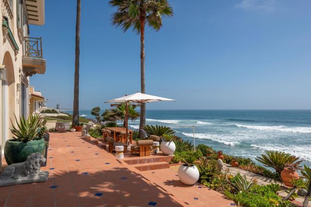 5143 Shore Drive, Carlsbad CA: https://media.crmls.org/mediaz/74e65c80-fb64-4fb0-adf0-0597d720b0e5.jpg