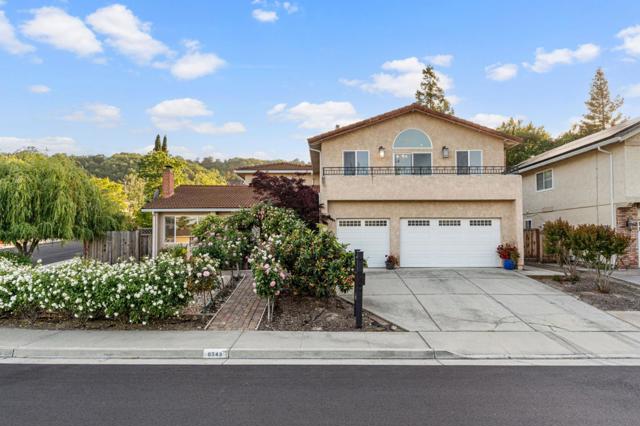 6543 Skyfarm Drive, San Jose CA: https://media.crmls.org/mediaz/74e6a864-dc4f-4e8d-ad70-c4b8ec217428.jpg