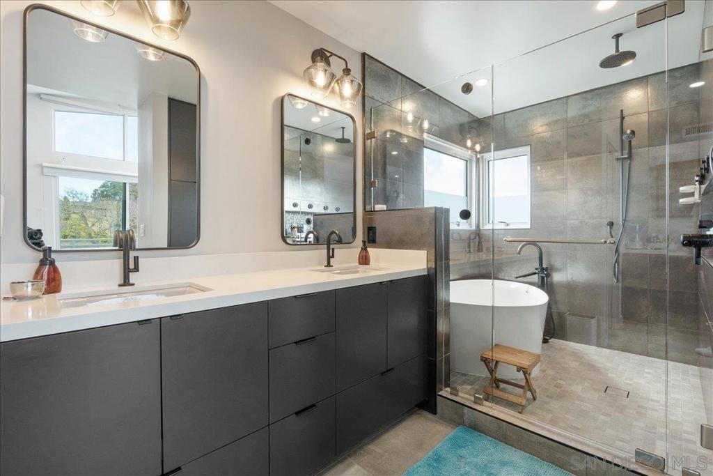 3075 Briand Ave - photo 11