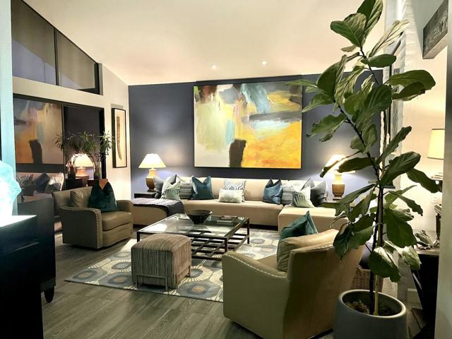 107 Tanglewood Trail, Palm Desert CA: https://media.crmls.org/mediaz/74e7bf55-ca98-4e96-9432-977efb979933.jpg