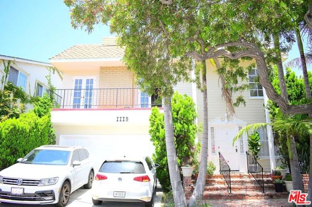1119 22nd Street, Santa Monica CA: https://media.crmls.org/mediaz/74e858af-95ea-4b14-bff1-6ef35453ddd3.jpg