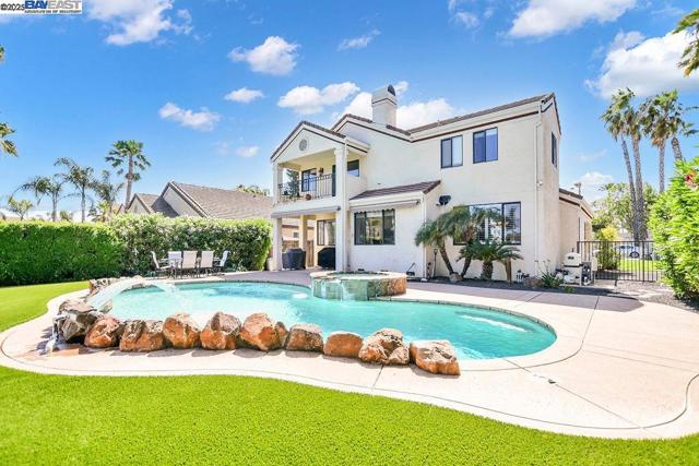 5160 Edgeview Dr, Discovery Bay CA: https://media.crmls.org/mediaz/74e8f93b-0380-4a1e-ba00-b6be79bfc0b4.jpg