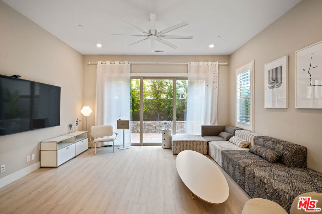 74e8fed4 A3d2 4218 8dbd 81b7c233c89a