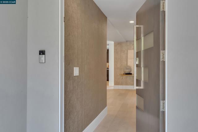 127 Caminar Way, Walnut Creek CA: https://media.crmls.org/mediaz/74ea2f96-edb2-4b6c-99cb-5465dbe80d2d.jpg