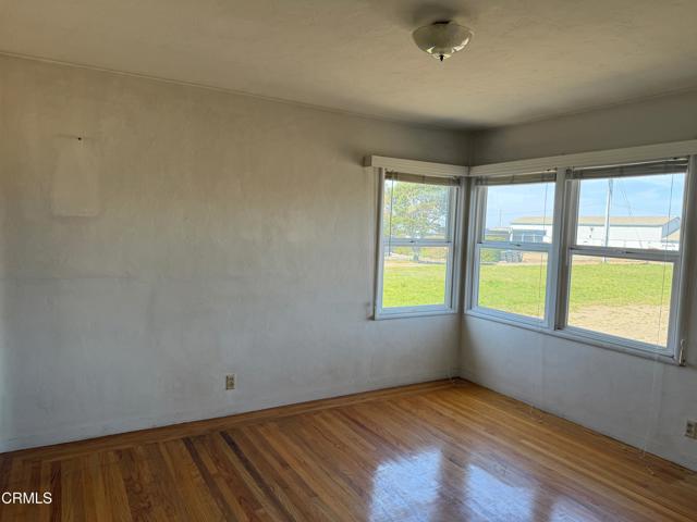 Detail Gallery Image 13 of 15 For 327 S Franklin St, Fort Bragg,  CA 95437 - 2 Beds | 1/1 Baths