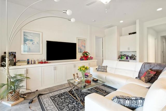 4553 Via Veneto, Palm Desert CA: https://media.crmls.org/mediaz/74eb40e9-2af3-4b9f-a871-17c95dc4bc7f.jpg