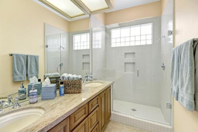 241 Arrowhead Drive, Palm Desert, CA 92211