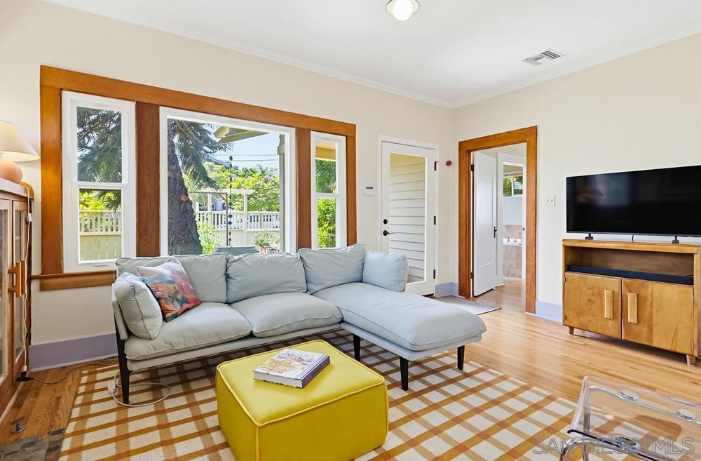 1353 Edgemont - photo 18