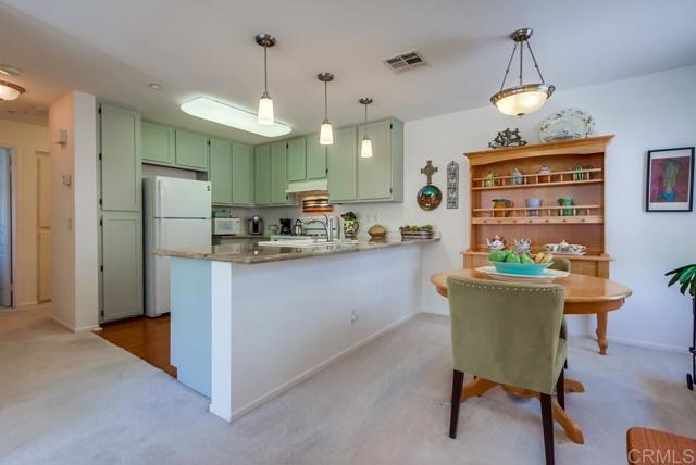 14676 Via Fiesta, San Diego CA: https://media.crmls.org/mediaz/74ed8416-ebf3-4a5a-bb14-2cd1c22e1071.jpg