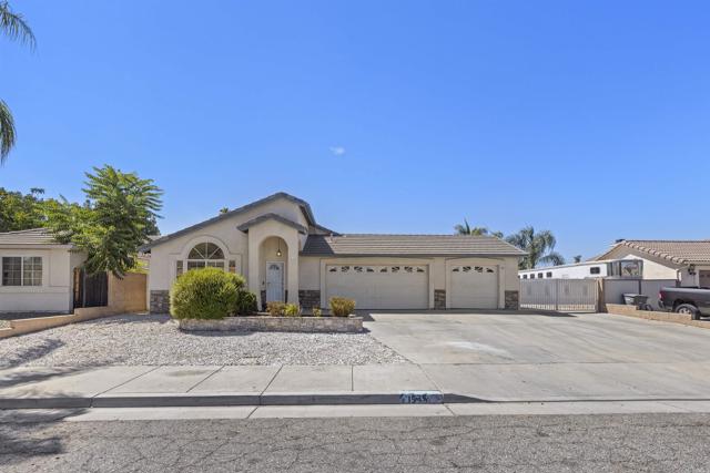 Image 2 for 1535 Lucerne Dr, Hemet, CA 92544