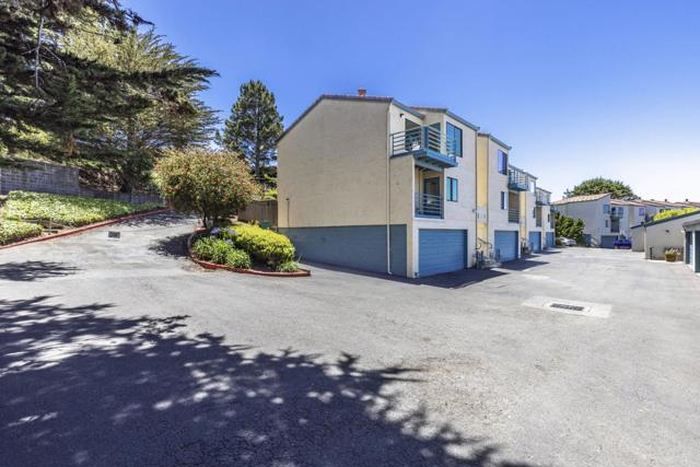 991 Fassler Avenue, Pacifica CA: https://media.crmls.org/mediaz/74ee737e-099e-4cf5-ab6f-434d5d6e8e24.jpg
