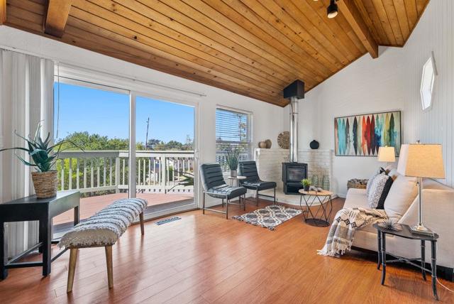 399 Sea Ridge Road, Seacliff CA: https://media.crmls.org/mediaz/74ee8fc2-1c1d-489f-8c24-0b4a8fca18d6.jpg