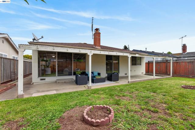 Image 27 of 32 For 15753 Via Sonata