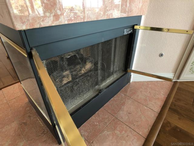 2338 LARKSPUR DR, Alpine CA: https://media.crmls.org/mediaz/74f113cb-5efe-4bbc-9104-a24eb925fa4a.jpg