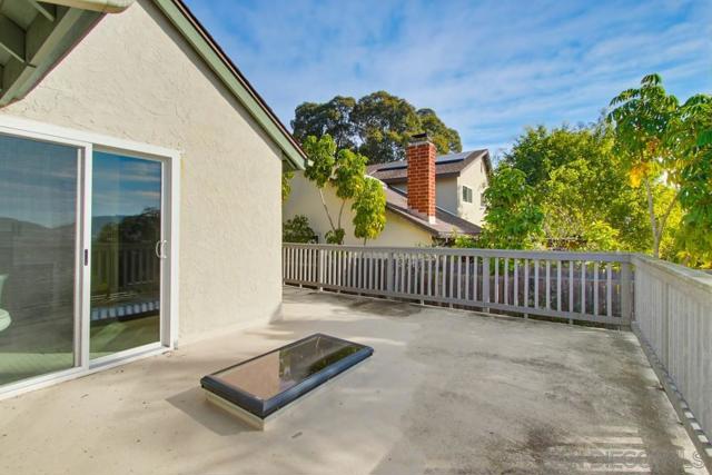 12835 Via Caballo Rojo, San Diego CA: https://media.crmls.org/mediaz/74f20110-4d2e-430c-943e-1151dfb1f8d7.jpg