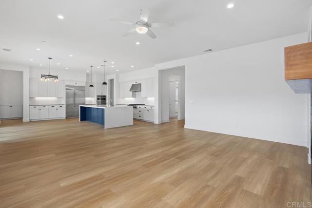 1216 Stonemark Place, Vista CA: https://media.crmls.org/mediaz/74f29b23-b1f8-4f49-aaad-d81ba13d68d1.jpg