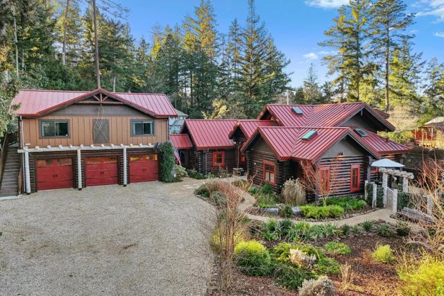 44 Pine Avenue, Mount Hermon CA: https://media.crmls.org/mediaz/74f32d03-a973-47d7-bbfc-faec20d45f39.jpg