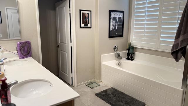 82781 Larsen Drive, Indio CA: https://media.crmls.org/mediaz/74f3edc2-c4b4-4b6c-8899-e95d11b31e71.jpg