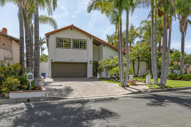 8857 Bluffdale Drive, Los Angeles CA: https://media.crmls.org/mediaz/74f4b90c-0427-4c7e-a805-86f0f513f109.jpg